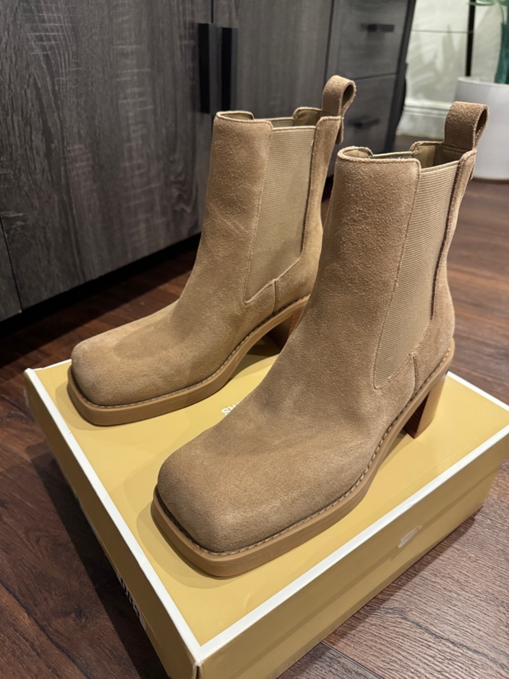MICHAEL Michael Kors Houston Tan Leather Block Heel Bootie - Picture 7 of 12
